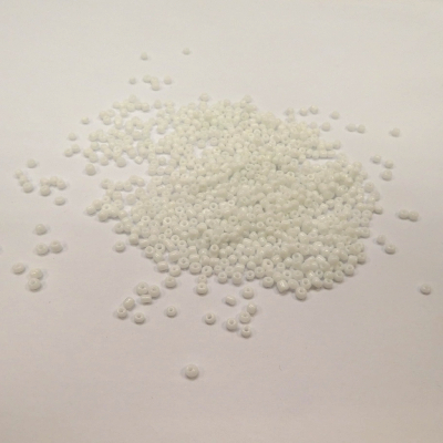 Perles de rocailles blanches 2 mm