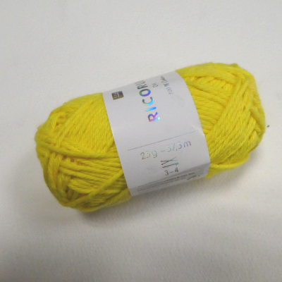 Pelote de coton à crocheter RICO DESIGN 25g divers coloris