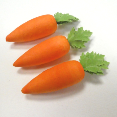 Carottes en Ouate 8cm x3 RAYHER
